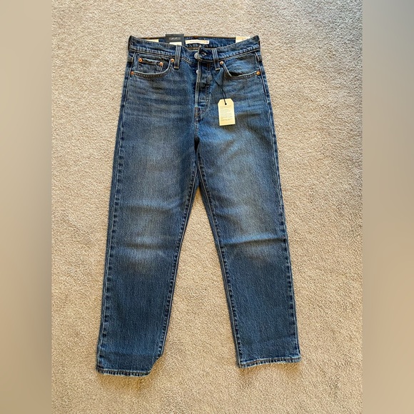 LEVIS WEDGIE STRAIGHT FIT WOMEN'S JEANS - Picture 2 of 5